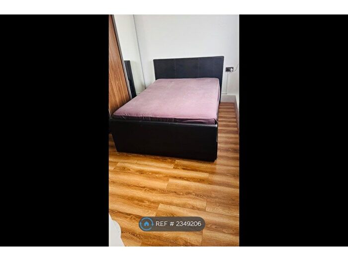 2 Bedroom Maisonette To Rent In Kenton, Kenton, Harrow, HA3