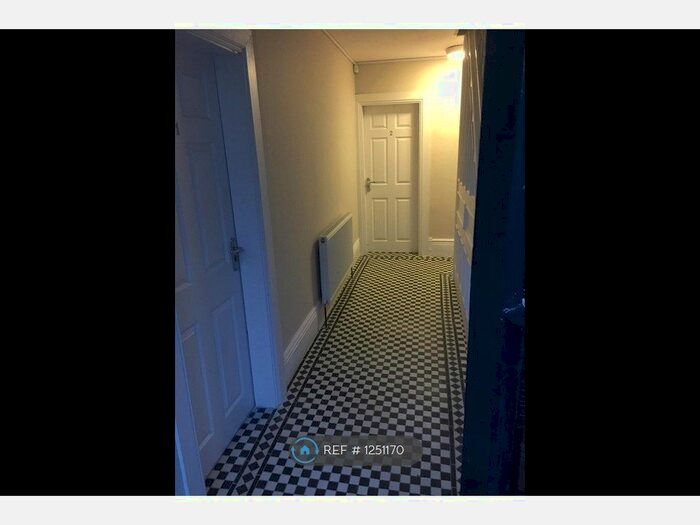 Studio To Rent In Norfolk Park, Sheffield S2