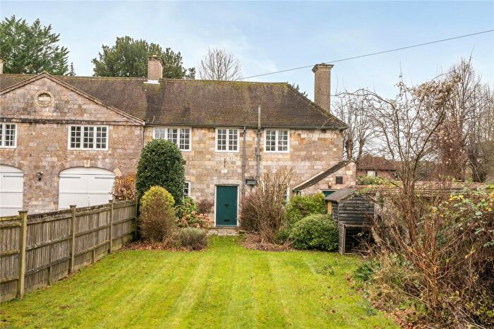 3 Bedroom Semi-Detached House To Rent In College Street, Winchester, Hampshire, SO23