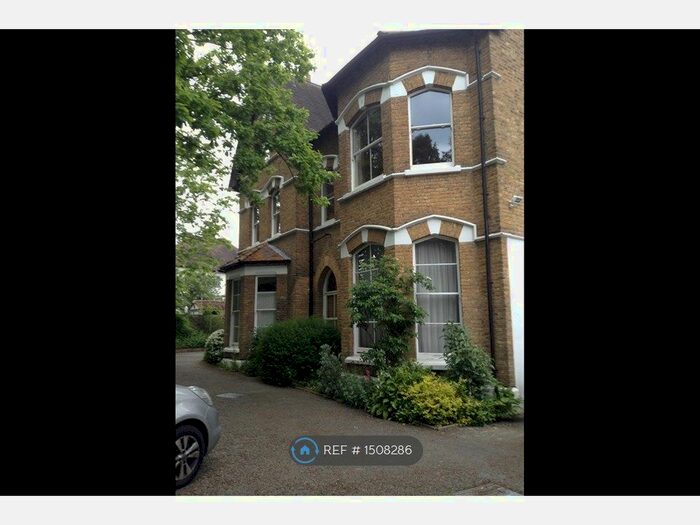 2 Bedroom Flat To Rent In Shortlands Grove, Bromley, BR2