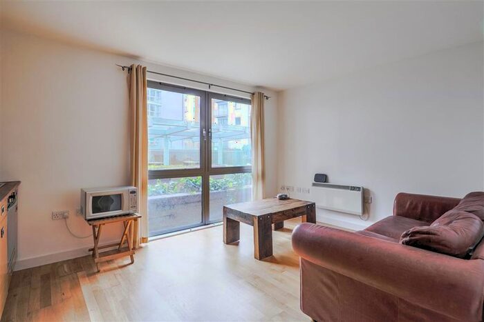 Studio To Rent In Deals Gateway, London, SE13