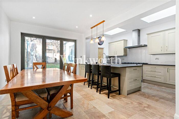4 Bedroom Terraced House For Sale In The Grove, London, N13