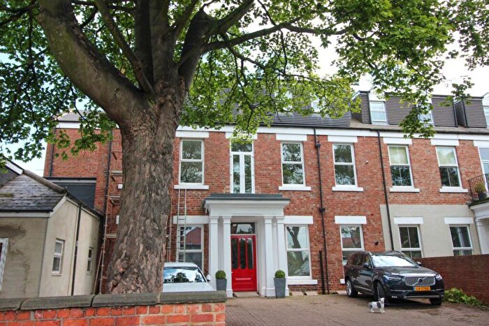 2 Bedroom Apartment To Rent In Sea View Road, SR2