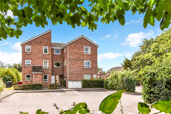 1 Bedroom Apartment For Sale In Philip Court, Chatsworth Road, Chichester, West Sussex, PO19