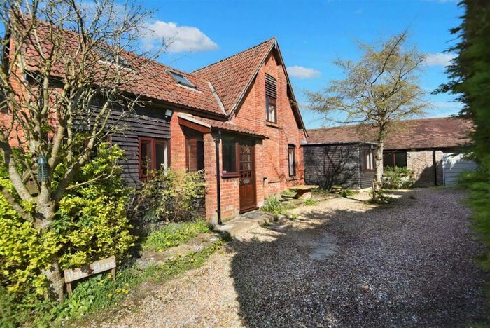 3 Bedroom Barn Conversion For Sale In Lydlinch Common, Sturminster Newton, DT10