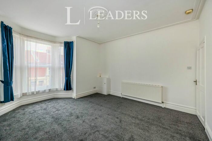 1 Bedroom Flat To Rent In Angerstein Road, Portsmouth, PO2