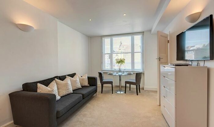 Studio To Rent In Hill Street, London, W1J