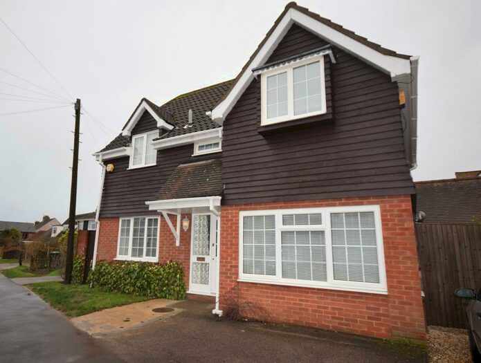 3 Bedroom Detached House To Rent In Common Road, Stotfold, SG5