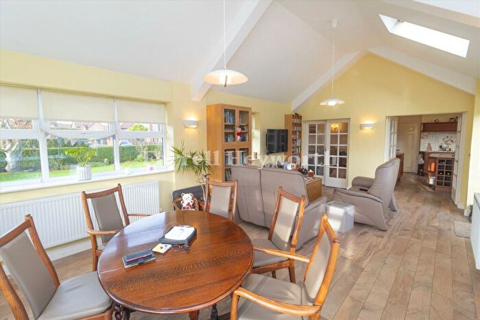 2 Bedroom Bungalow For Sale In Pilling Lane, Preesall, Poulton Le Fylde, FY6