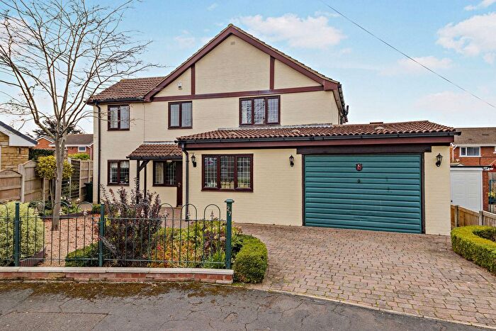 4 Bedroom Detached House For Sale In Norman Drive, Doncaster, DN7