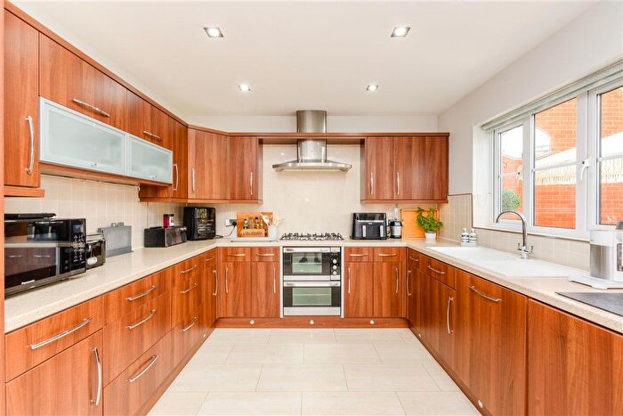 5 Bedroom Detached House For Sale In Oldfield Drive, Wouldham, Rochester, Kent, ME1