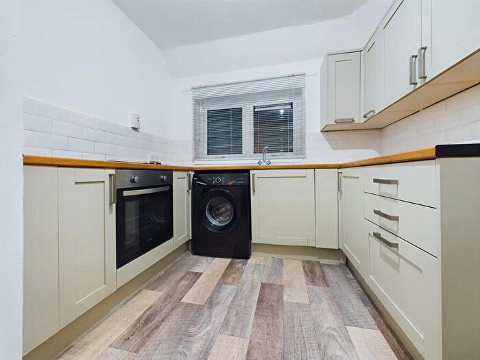 2 Bedroom Maisonette To Rent In The Slade Greens, Leicester, LE2