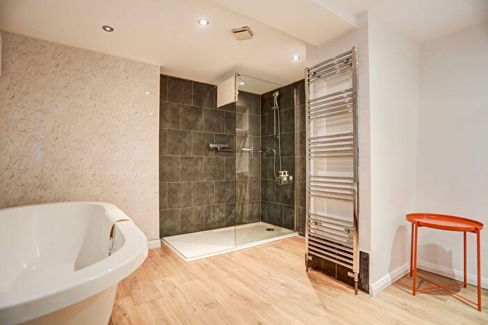 3 Bedroom Terraced House For Sale In Crown Gardens, Brighton, BN1