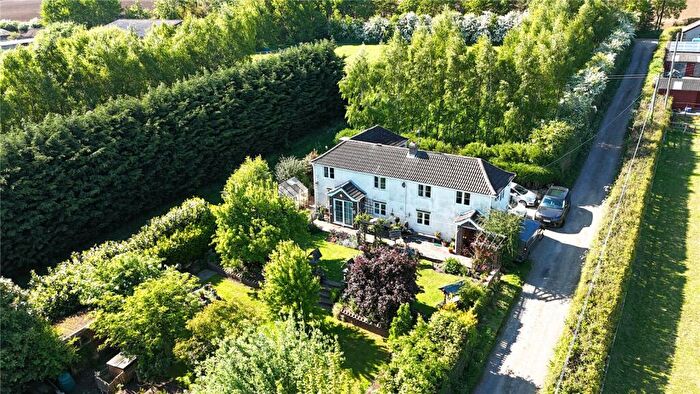 5 Bedroom Detached House For Sale In Coskills, Barnetby, Lincolnshire, DN38