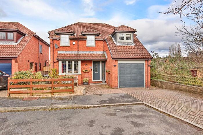4 Bedroom Detached House For Sale In Hall Close, Cutthorpe, S42