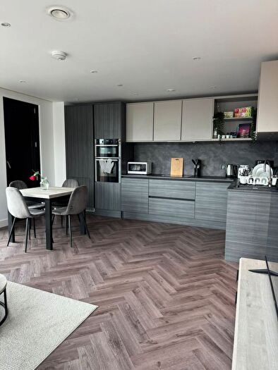 2 Bedroom Flat To Rent In Burgess House, S1