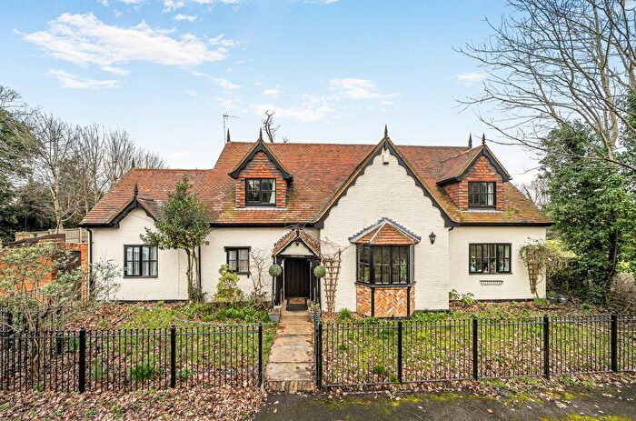 4 Bedroom Detached House For Sale In Jigs Lane South, Warfield, Bracknell, Berkshire, RG42