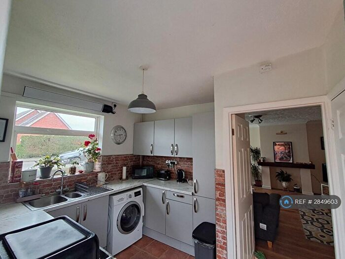 3 Bedroom Bungalow To Rent In St Marys Close, Peterborough, PE6