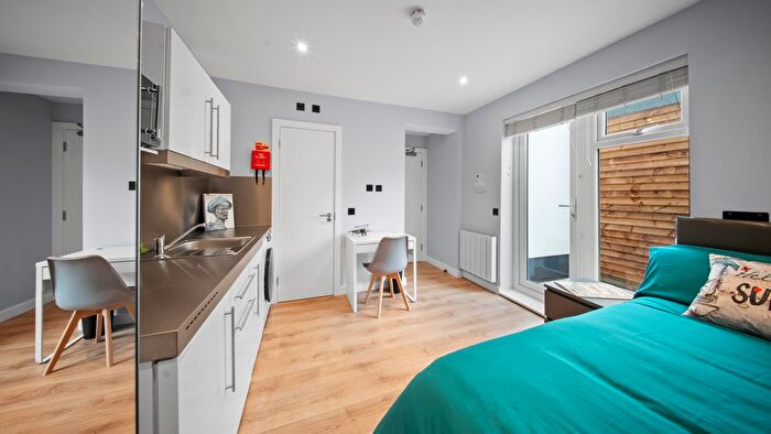 Studio To Rent In Long Drive, Acton, W3