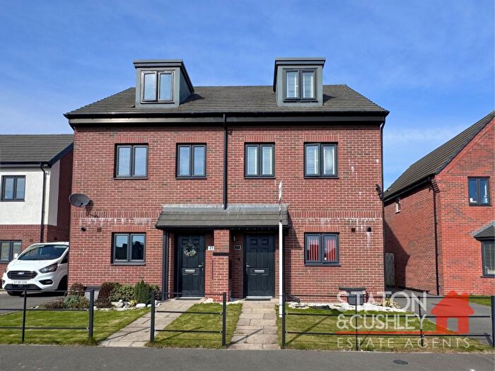 4 Bedroom Semi Detached House For Sale In Aster Road, Shirebrook, NG20