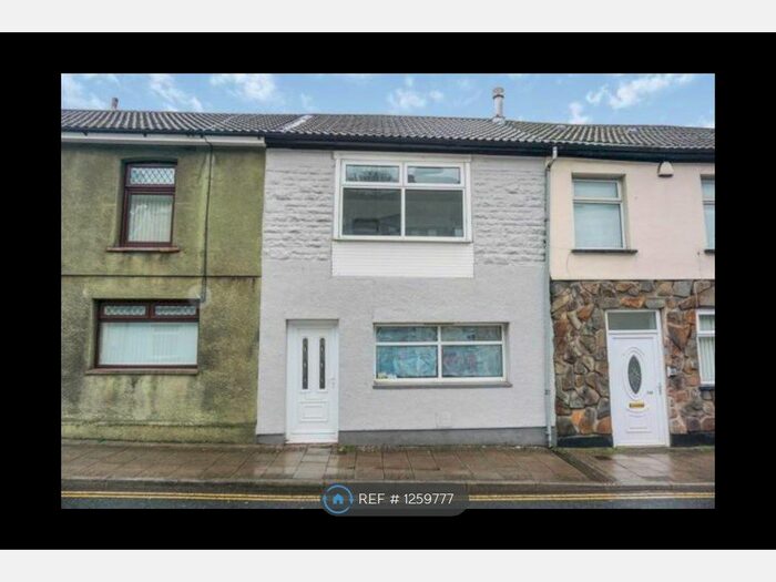 3 Bedroom Terraced House To Rent In Ynyshir Road, Porth CF39