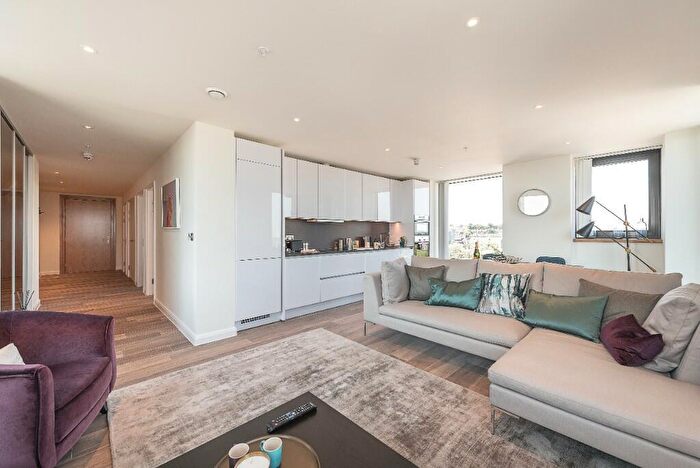 2 Bedroom Apartment To Rent In Junction Road, London, N19