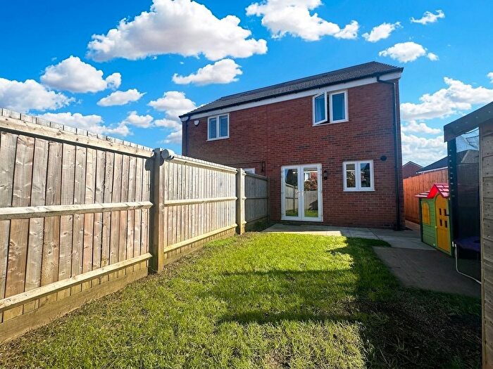 2 Bedroom Semi Detached House For Sale In Tulip Road, Emersons Green, BS16