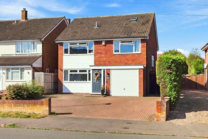 5 Bedroom Detached House For Sale In Station Road, Langford, SG18