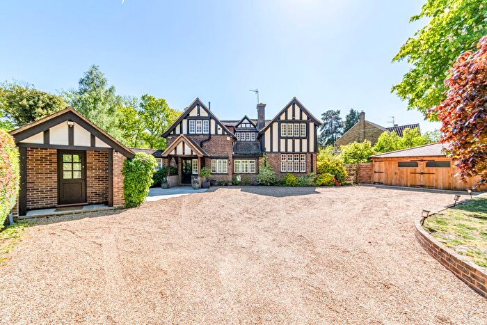 5 Bedroom Detached House For Sale In Woodham, Surrey, KT15