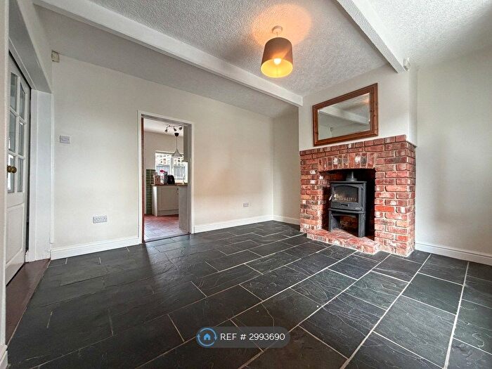 3 Bedroom Terraced House To Rent In Cherry Tree Lane, Stockport, SK2