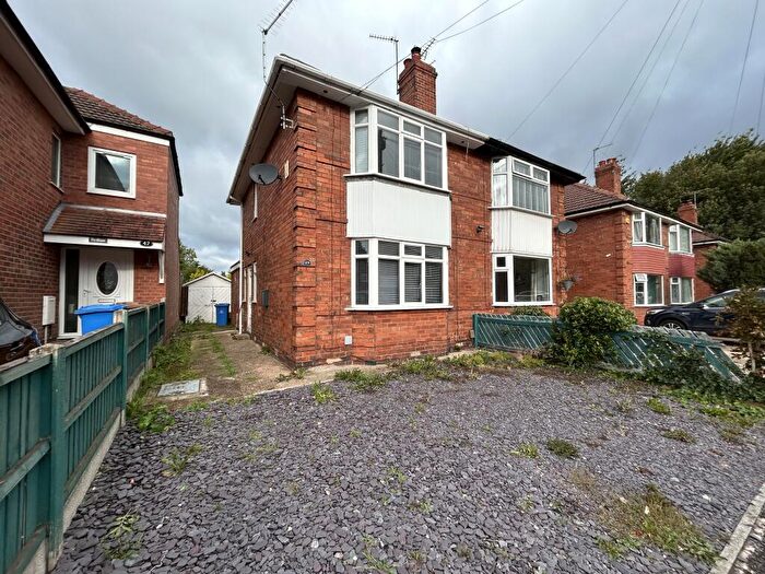 2 Bedroom Semi-Detached House For Sale In Lincoln Avenue, Derby, DE24