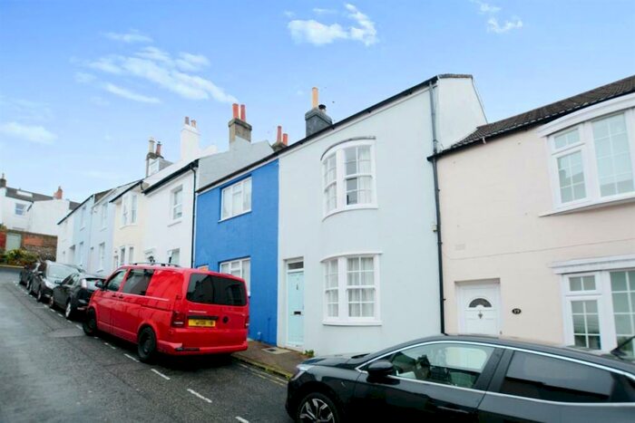 3 Bedroom Terraced House To Rent In Terminus Street, Brighton, BN1