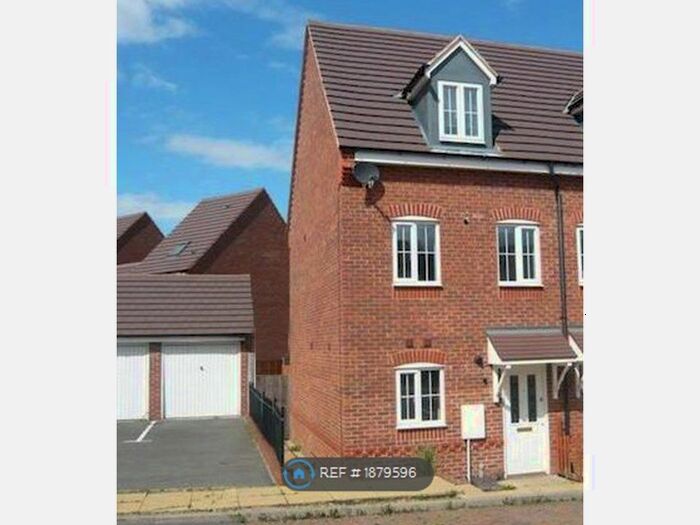 3 Bedroom Semi-Detached House To Rent In Newhome Way, Walsall, WS3
