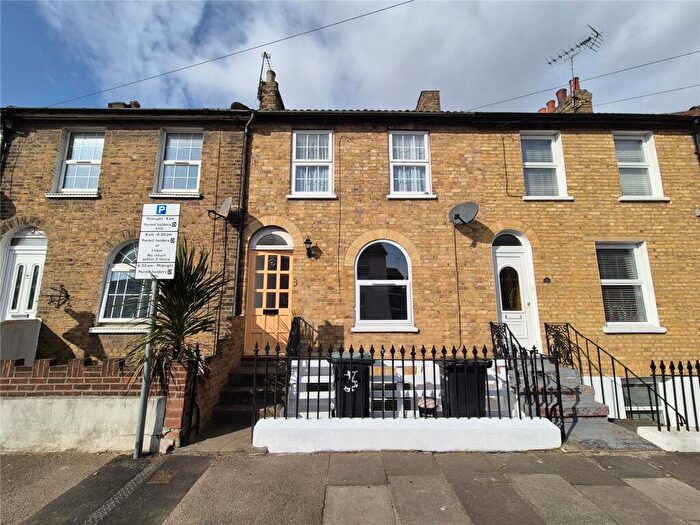 3 Bedroom Terraced House To Rent In Cutmore Street, Gravesend, Kent, DA11