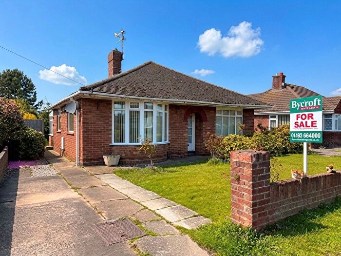 2 Bedroom Detached Bungalow For Sale In Mill Lane, Bradwell, NR31
