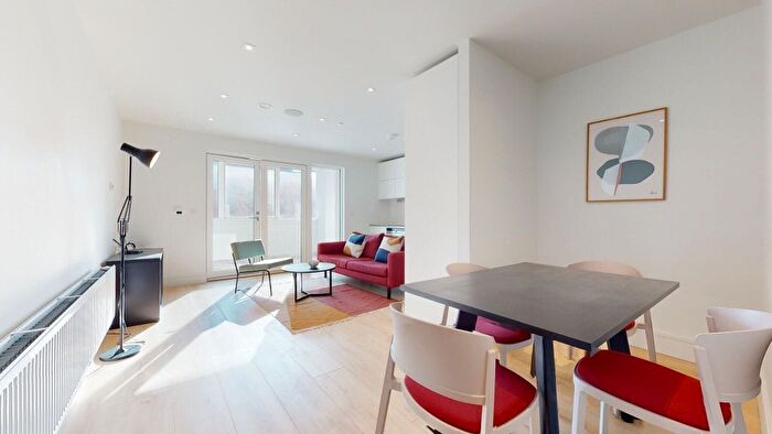 3 Bedroom Flat To Rent In Olympic Way, Wembley, HA9