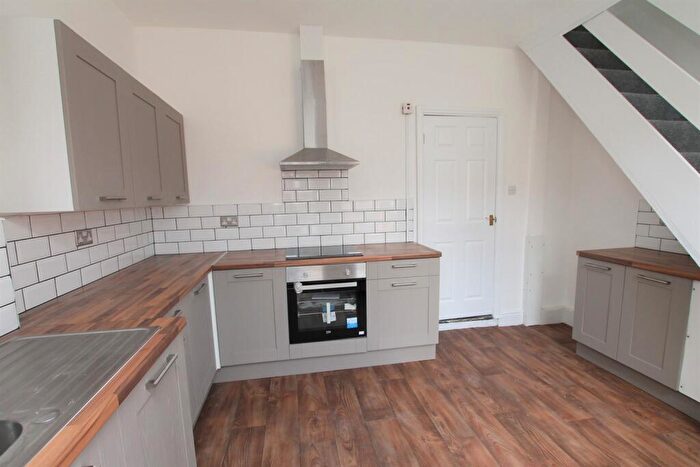 2 Bedroom Detached House To Rent In Winslade Crescent, HU5