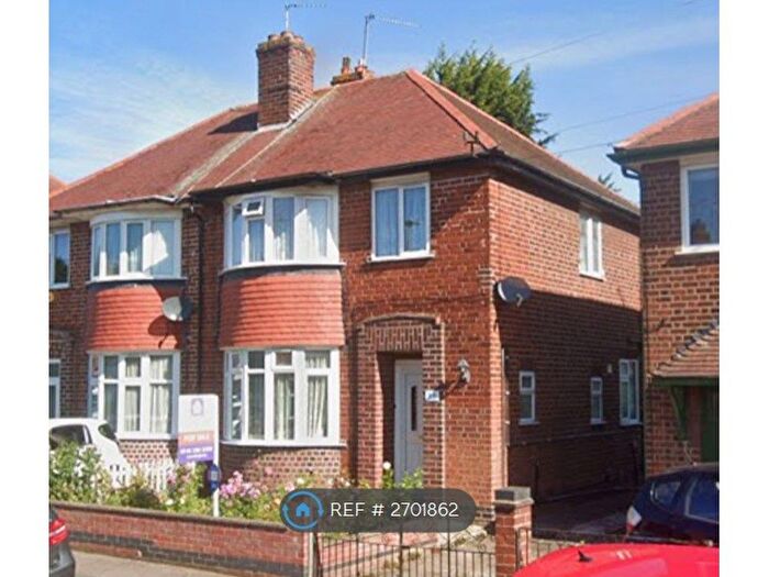 3 Bedroom Semi Detached House To Rent In Leicester, Leicester, LE3