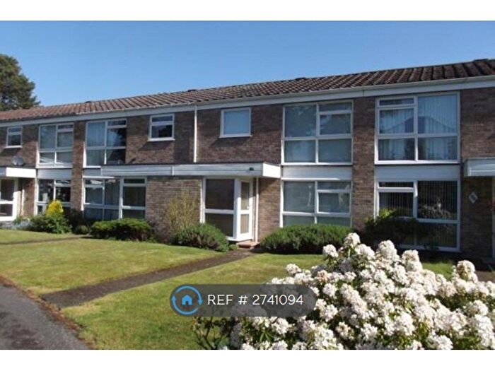 3 Bedroom Terraced House To Rent In Netherby Park, Weybridge, KT13