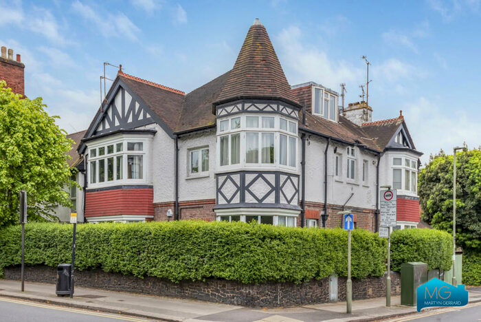 1 Bedroom Apartment To Rent In Fortis Green, East Finchley, London, N2