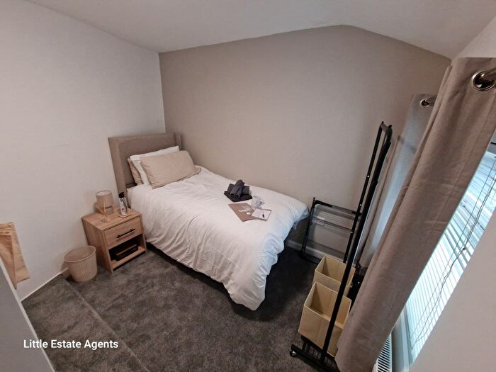 1 Bedroom Flat To Rent In Cooper Street, St. Helens, WA10