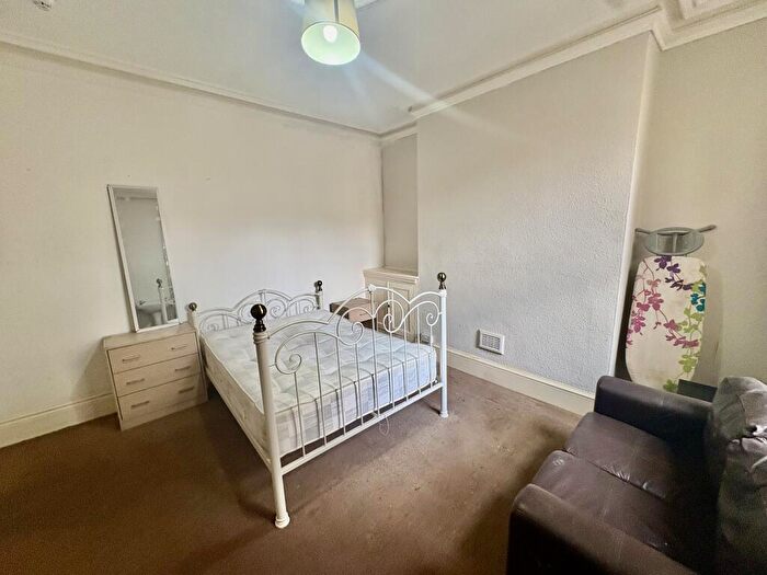 1 Bedroom House To Rent In Woodborough Road, Mapperley Park, NG3