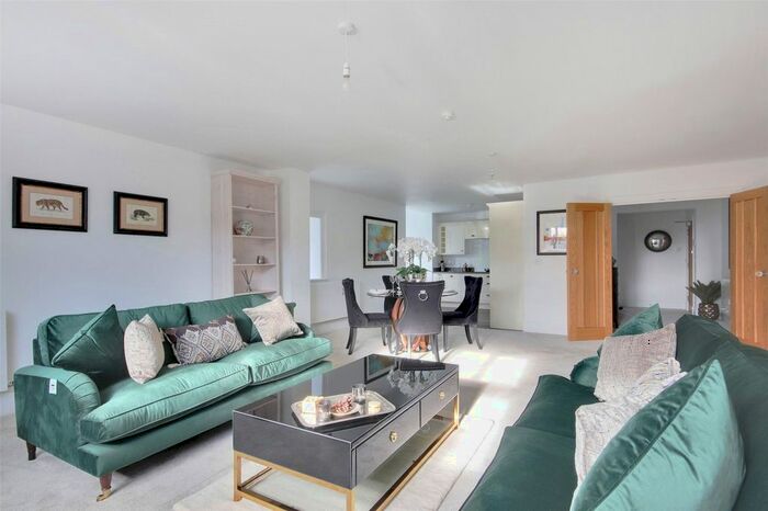 3 Bedroom Property To Rent In Slaugham Manor, Slaugham Place, Slaugham, Haywards Heath, RH17