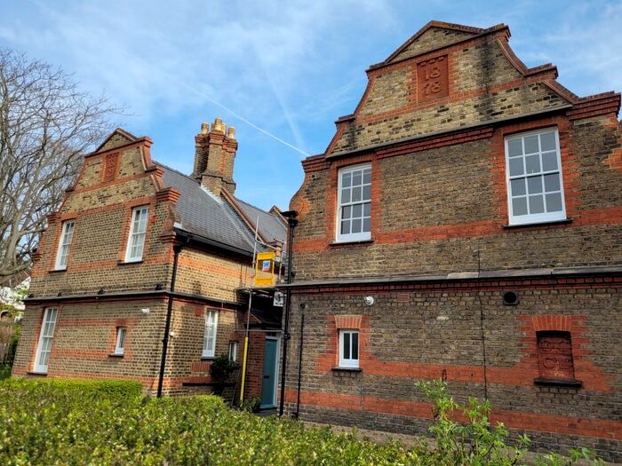 2 Bedroom Cottage To Rent In Calton Avenue, Dulwich, London, SE21