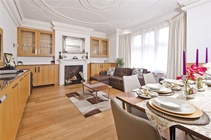 1 Bedroom Flat To Rent In Old Court Place, London, W8