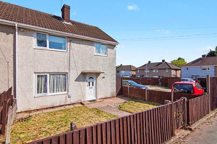 3 Bedroom Semi Detached House For Sale In Charity Road, Keresley End, CV7