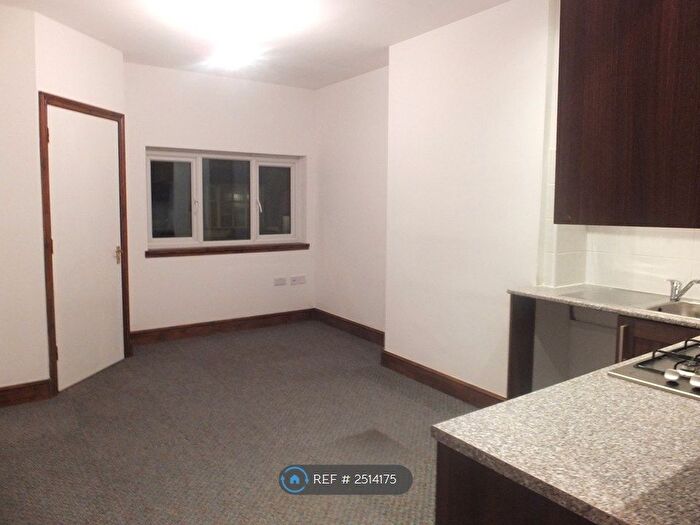 1 Bedroom Flat To Rent In Carshalton Road, Sutton, SM1