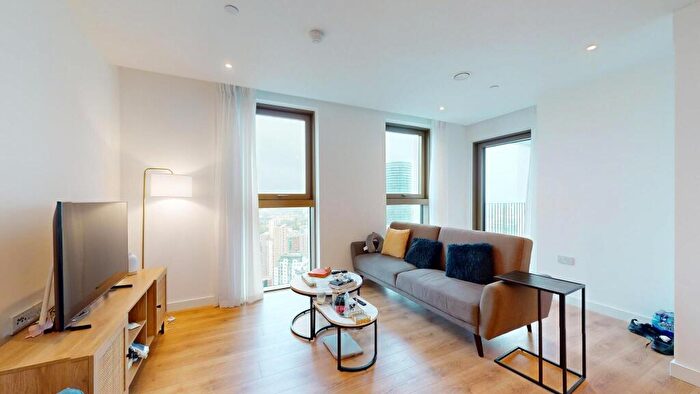 1 Bedroom Apartment To Rent In One Thames Quay, Marsh Wall, London, E14