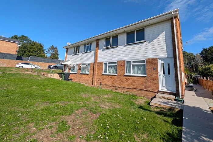 2 Bedroom Flat For Sale In Chandlers Ford, SO53