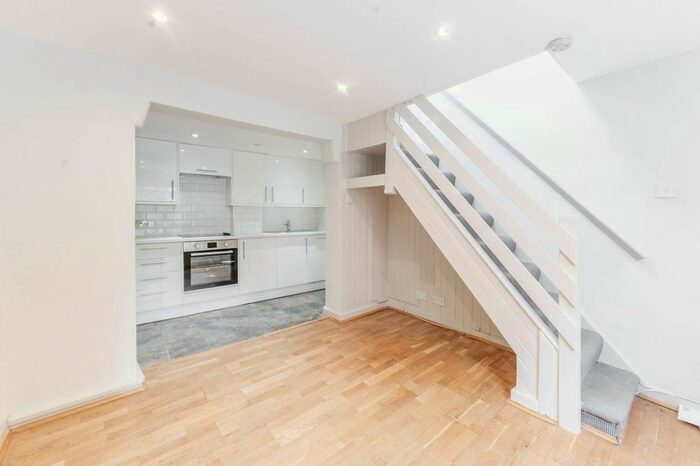 1 Bedroom Flat To Rent In Pond Place, Chelsea, London, SW3